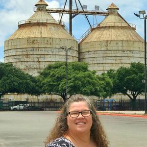 Meet your Posher, Tina